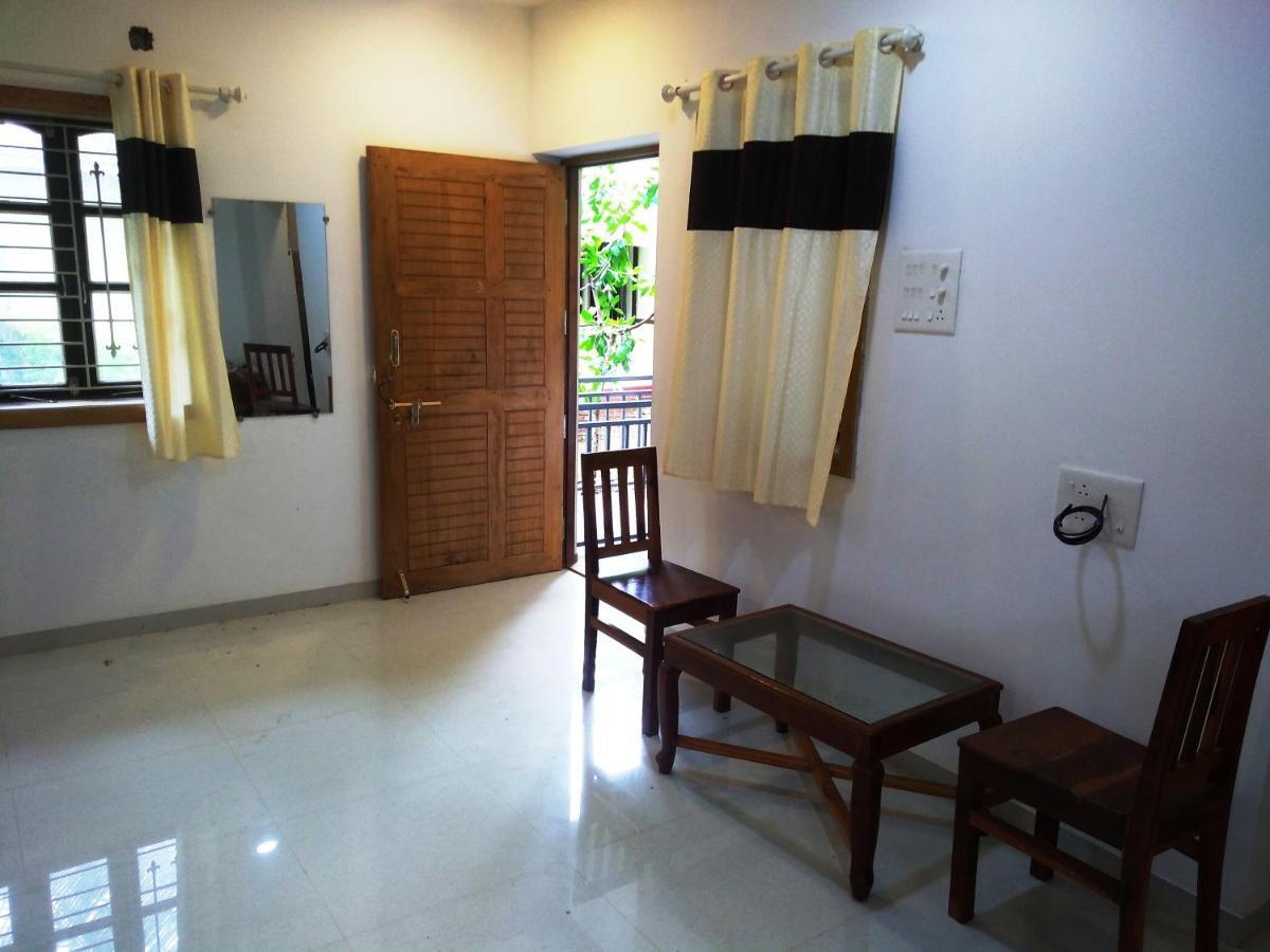 Dsk Studio Apartment, Siolim, Goa. エクステリア 写真